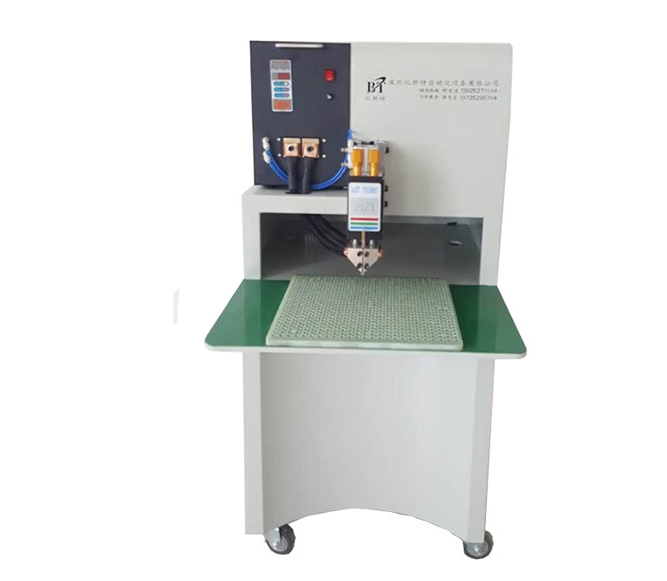 鋰電池組裝生產(chǎn)設(shè)備為何能成為新能源產(chǎn)業(yè)的中堅(jiān)力量？